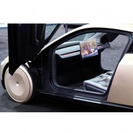 米テスラの自動運転タクシー「サイバーキャブ」／（Ｃ）ロイター＝共同