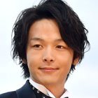 中村倫也